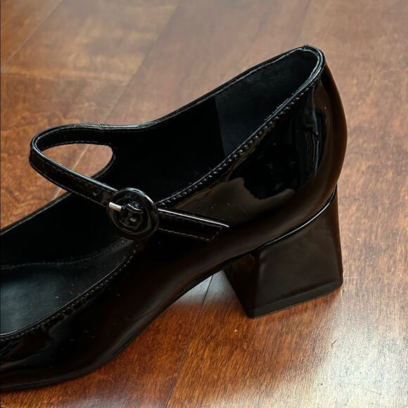 Marc Fisher LTD Nessily Mary Jane Pumps, Black Patent Leather, Size 8 - Picture 9 of 16